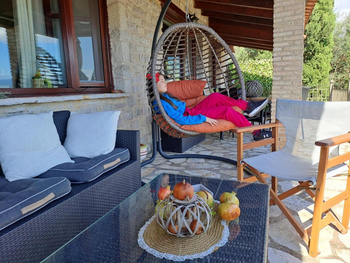 Petra Thea Villa Karítaina Exterior foto